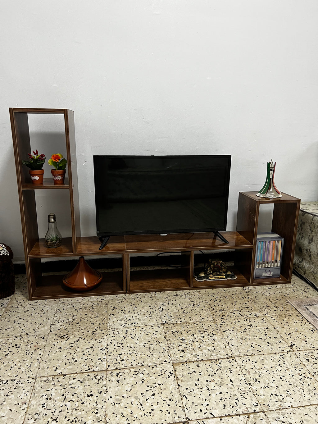 Meubles modernes multifonctionnels 12 position -  أثاث خشبي متعدد الوظائف 12 في 1