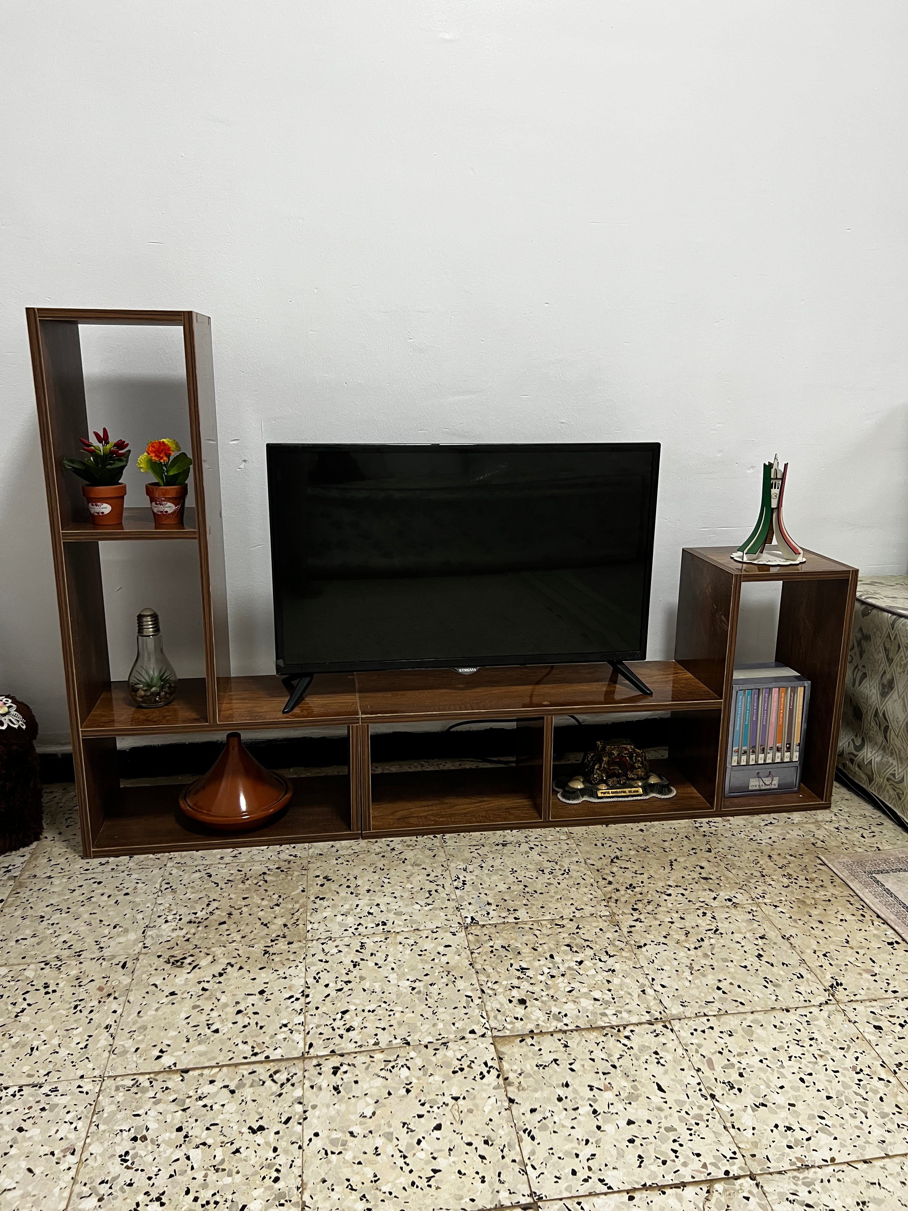 Meubles modernes multifonctionnels 12 position -  أثاث خشبي متعدد الوظائف 12 في 1